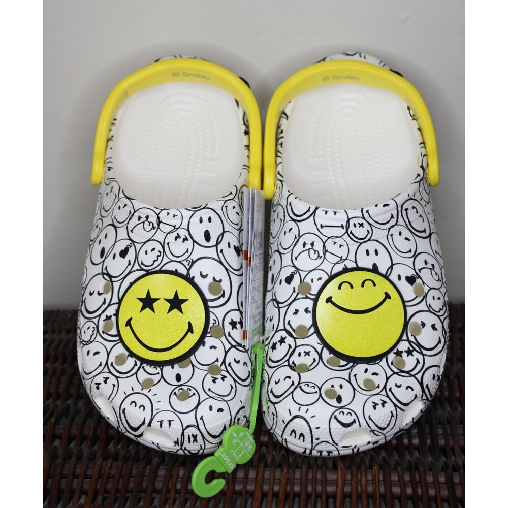 Crocs X SmileyWorld Collab Classic Clog J6/Womens 8/Mens 6, (EUR 38-39)